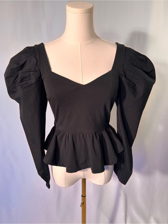Express Tops - Express Black Puff Long Sleeve Peplum Top NWT Size XS Sweetheart Neck Whimsygoth